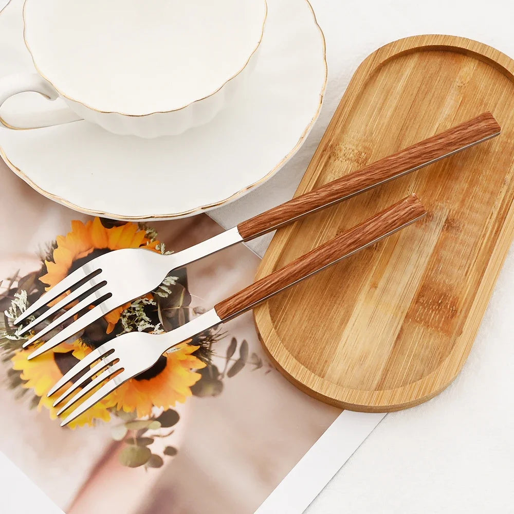 Stainless Steel Cutlery Set With Imitation Wooden Handles