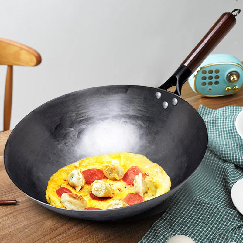 Hand Forged Iron Wok With Wooden Handle For Gas Stove