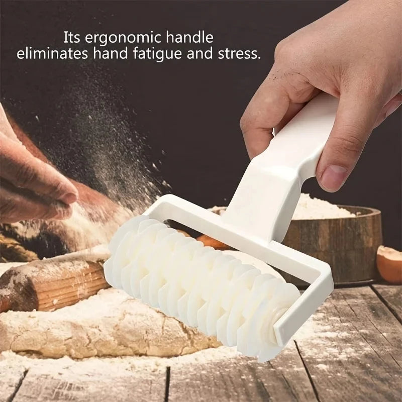 Plastic Pasta Cutter Roller For Spaetzle And Dough