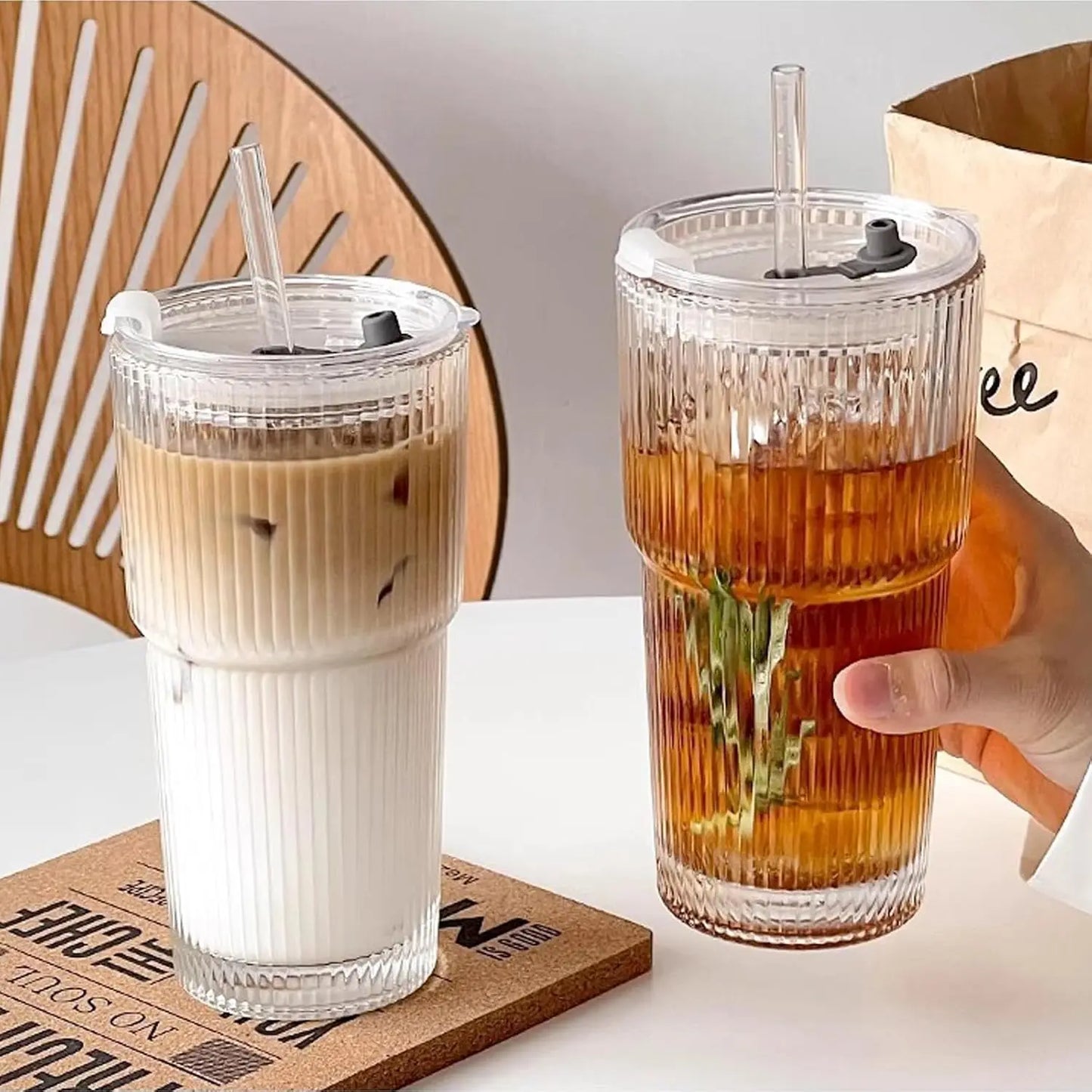 Glass Cold Cup With 2-In-1 Straw Lid Lipstick Transfer Resistant