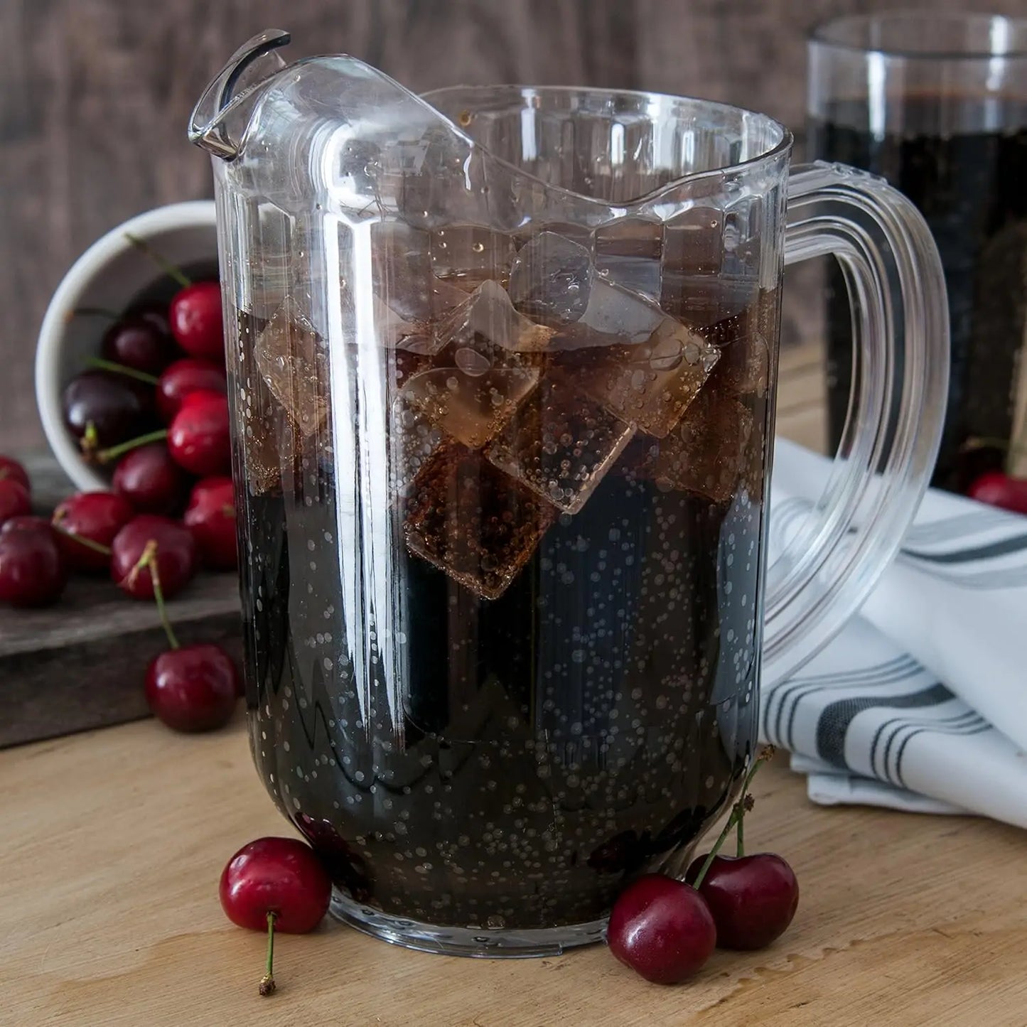 Versapour Clear Pitcher For Restaurants And Catering
